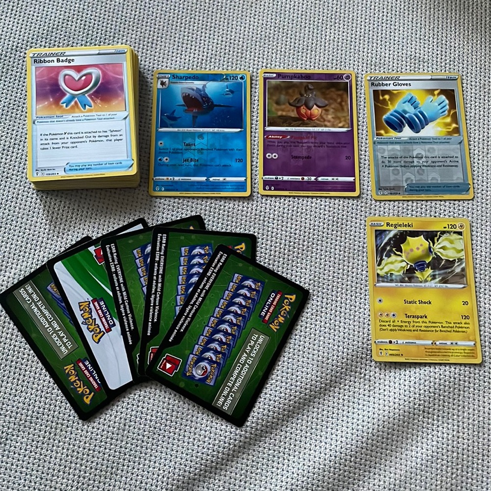 Evolving skies packed cards